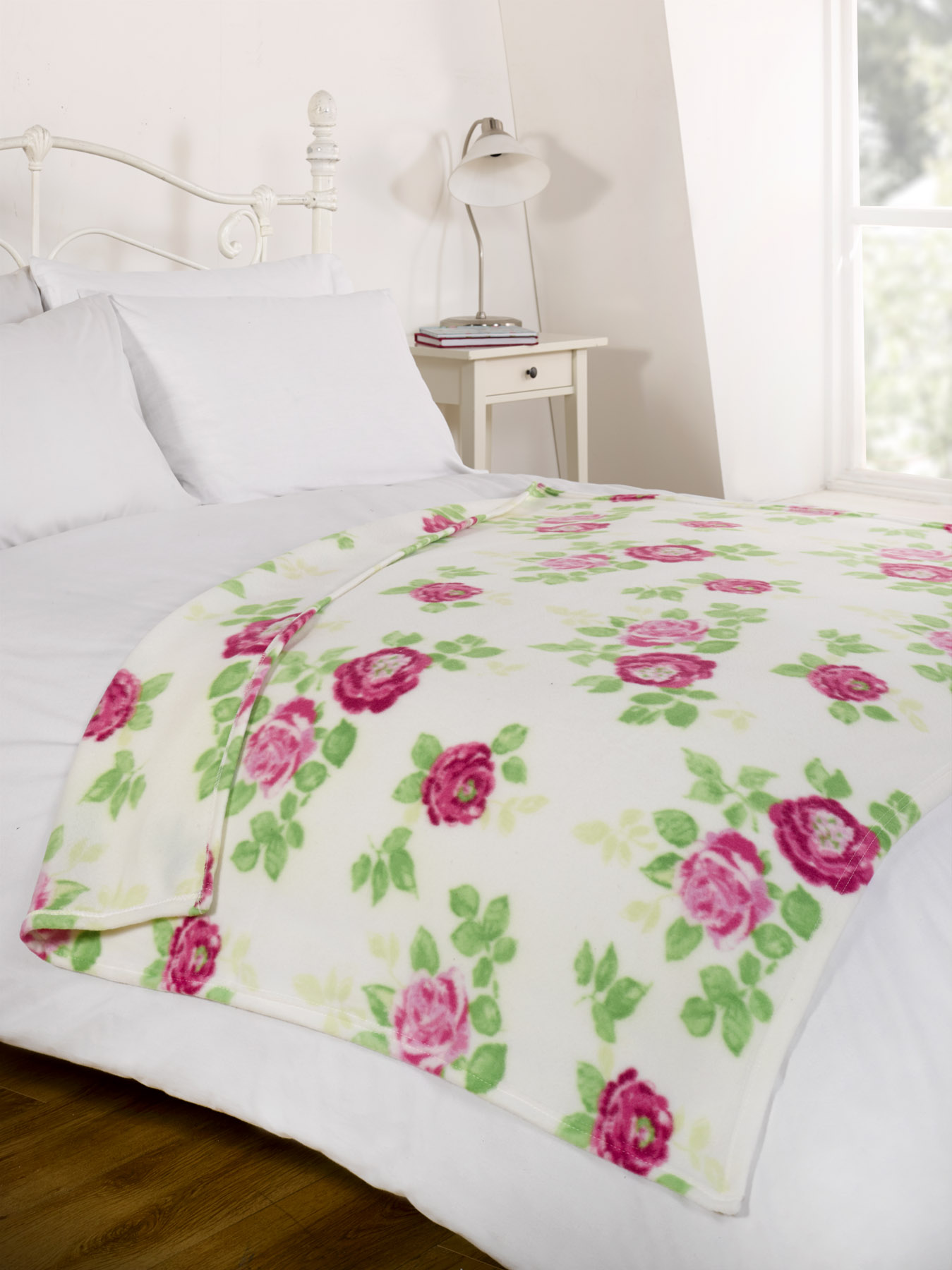 Dreamscene Warm Soft Plain Fleece Throw Over Large Decorative Sofa Bed